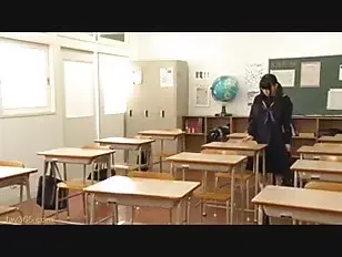 Japanese  Girls Ignore Sex