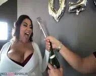 Lennox May – Champagne Fatty