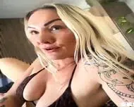 Tattooed Blonde BBW MILF Goes Wild Toying Her Juicy