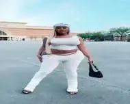 Moriah Mills new walking with sex