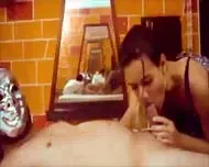 YANNERIS CASTILLO GRANDISIMA PROSTITUTITA VENEZOLANA RADICADA EN CHILE FOLLA MAMA Y SE MASTURBA FELIZ DESPUS DE SALIR PRONTUARIADA CARCEL