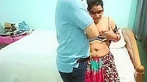 Tamil Office Lady Manager Fucked And Bolwjob Romantic Hot Video With Boss In Beautiful Saree